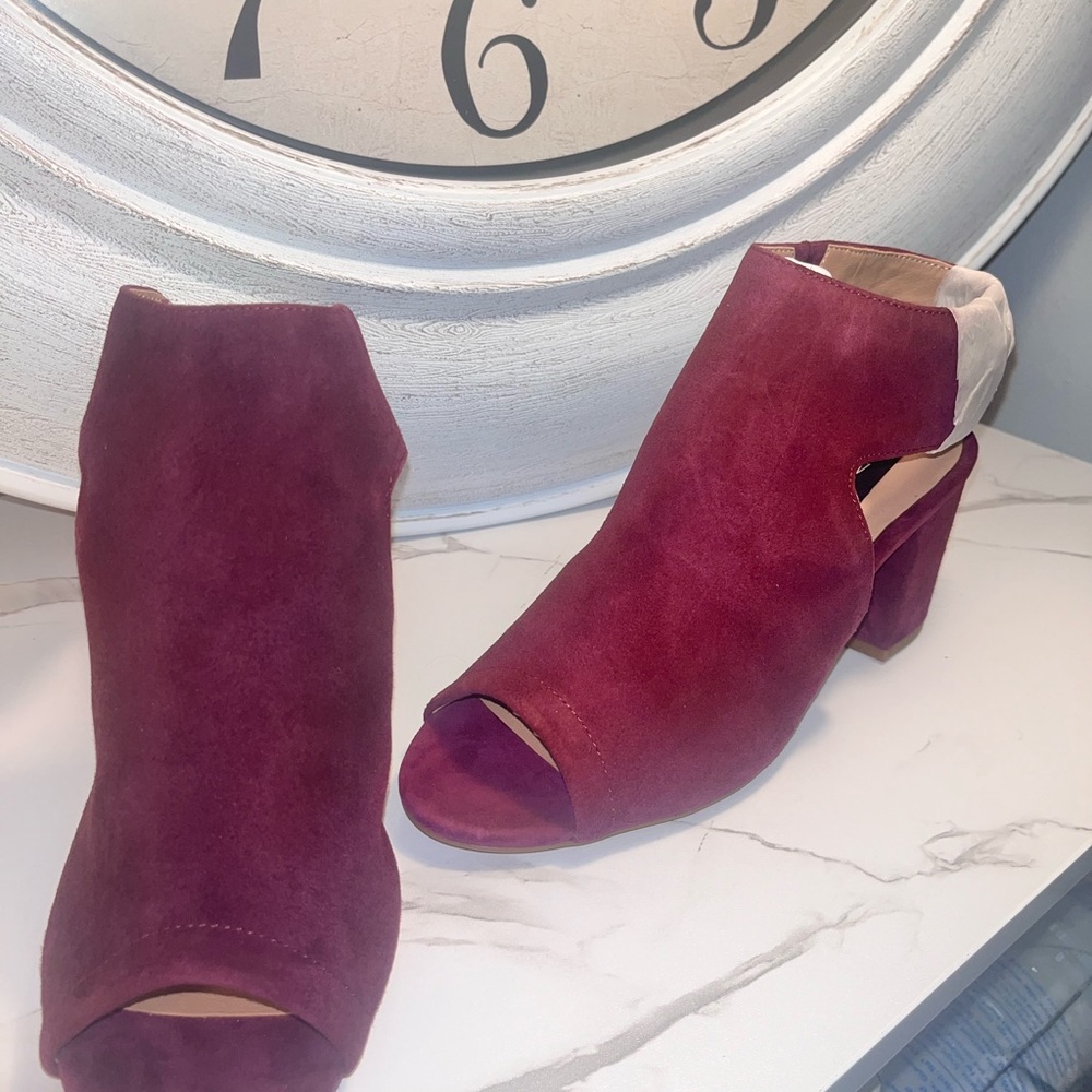 8 Steve Madden purple suede booties wide heel